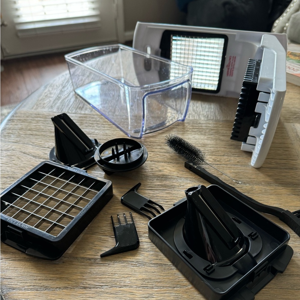 Fullstar Vegetable Chopper - Spiralizer Vegetable Slicer - Onion Chopper